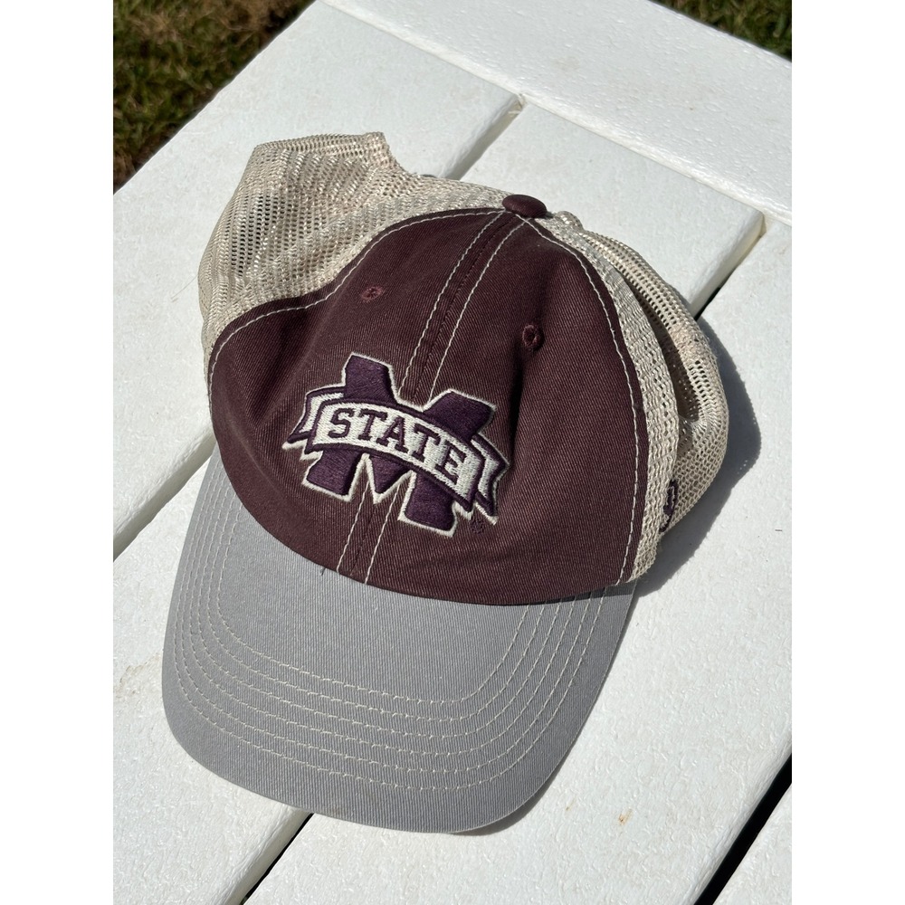 Top of the World Mississippi State Bulldogs Trucker Hat Snapback Maroon Grey